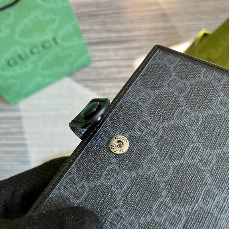 Interior view of sleek premium women's handbag – women's premium purse