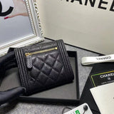  women's handbag, versatile design, view 2