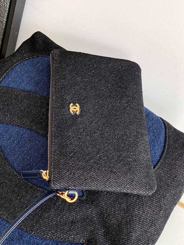  women's handbag, spacious design, view 7