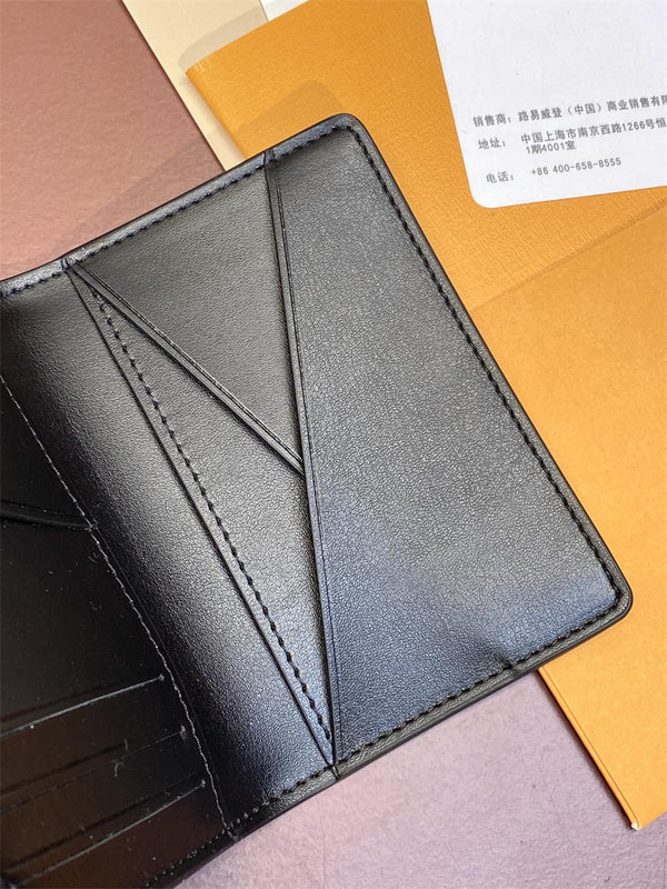  chic satchel detail view showing craftsmanship 14
