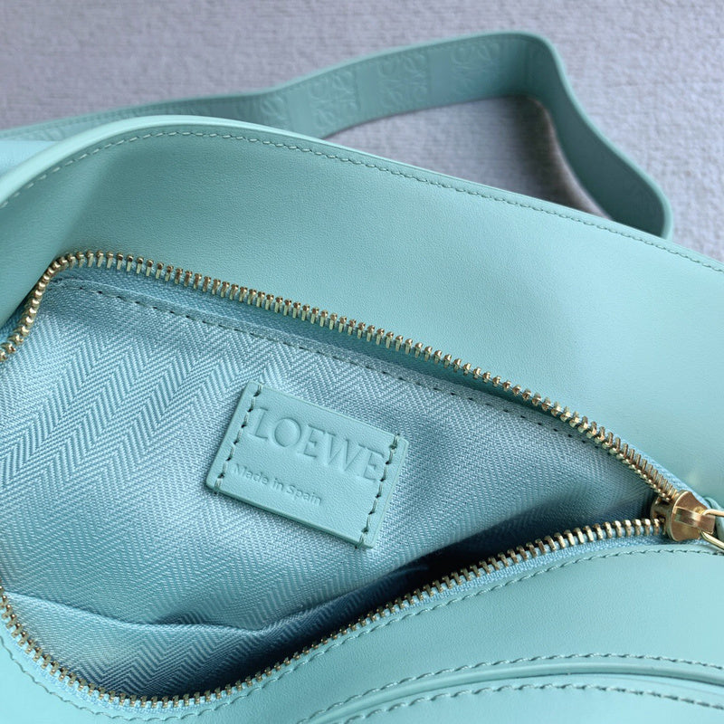 Ziva's Charm handbag – lifestyle view (24cm*16cm*10cm)
