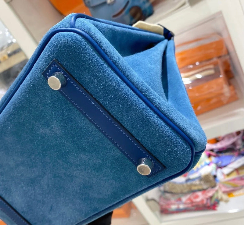 Side view of crisp structured handbag