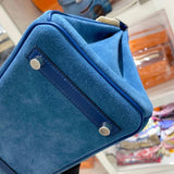 Side view of crisp structured handbag