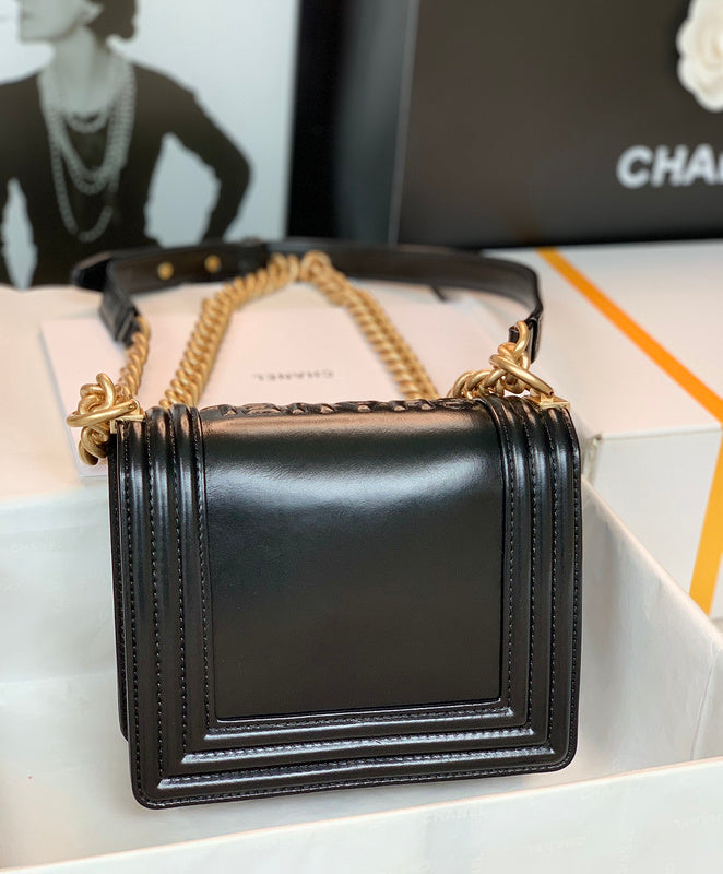  women's handbag, versatile design, view 7