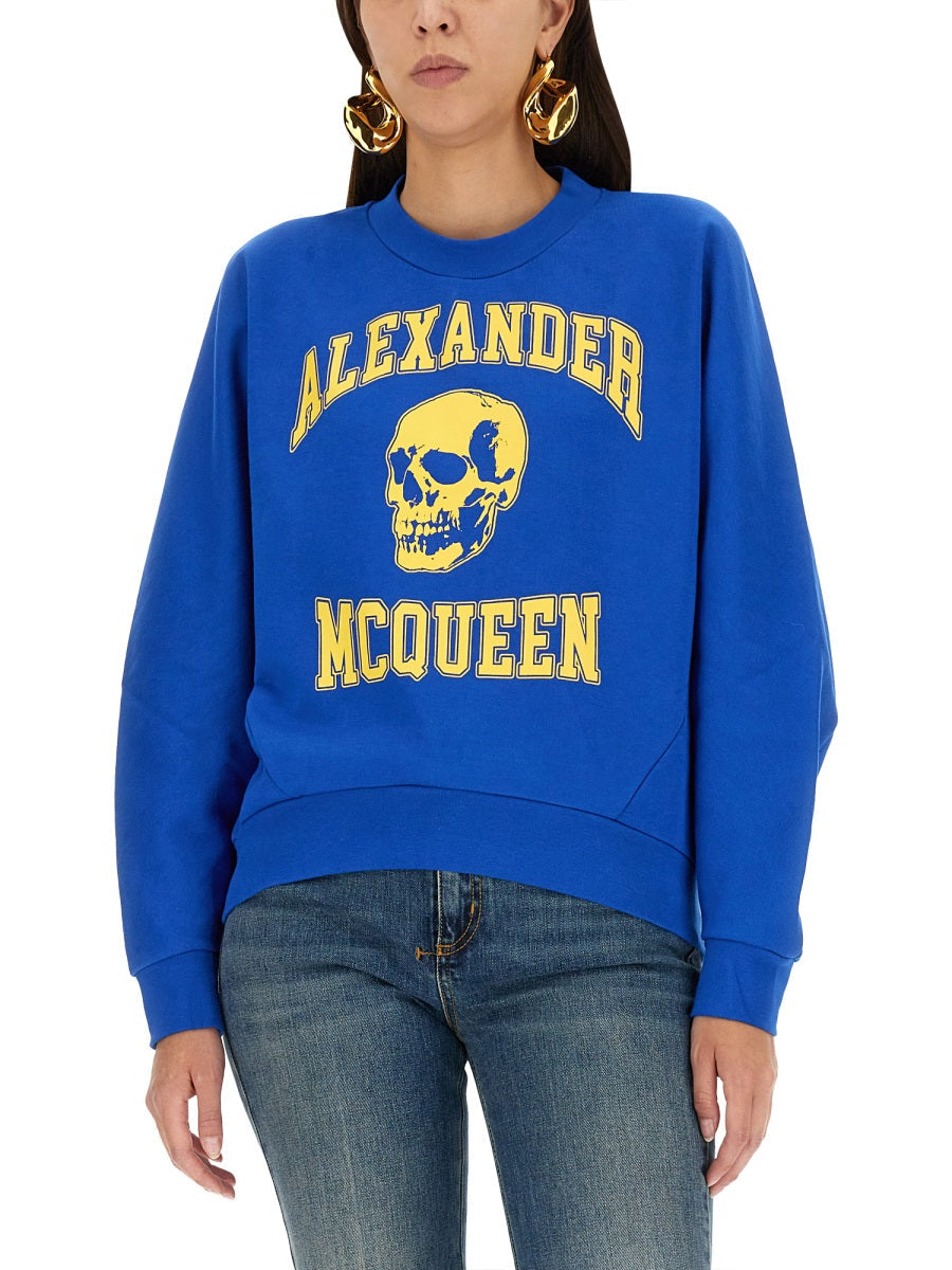 Close-up of Alexander McQueen sweaters & pullovers hardware and fine stitching