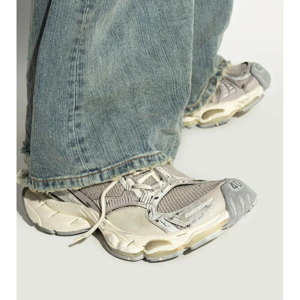 Balenciaga Shoes? BALENCIAGA Vintage Effect Low-Top Sneakers for Women Luxury Lifestyle Designer Footwear