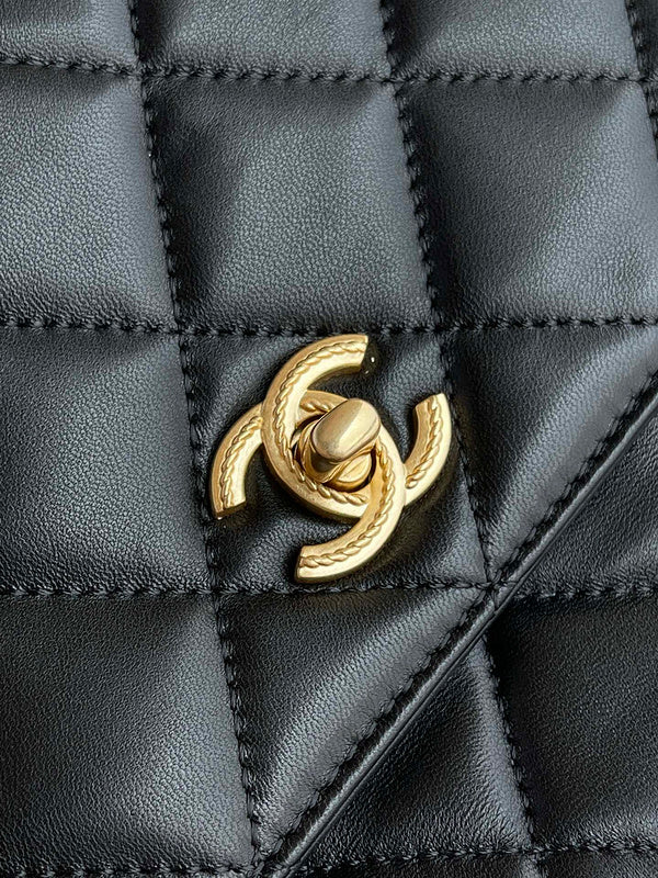  mid purse view 7