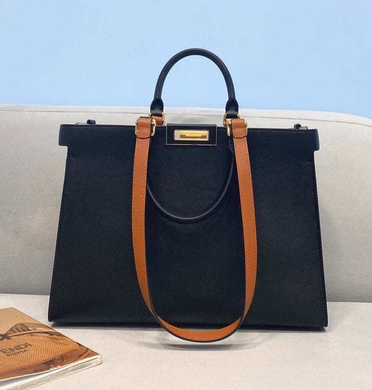 Ziva's Charm handbag – front view (35cm*10cm*25cm)