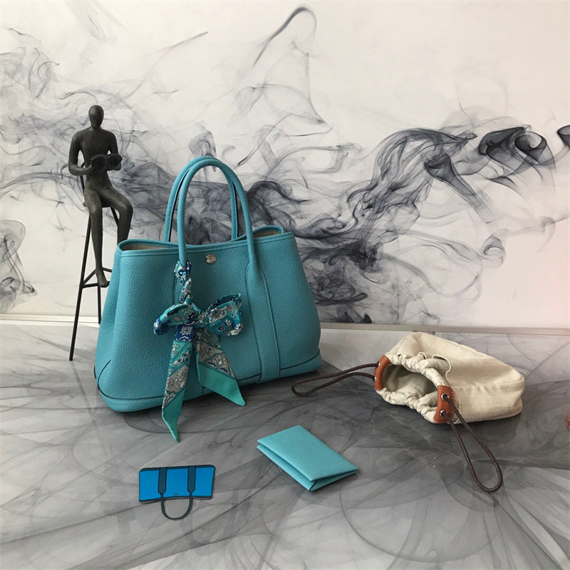 Chic bag women's premium everyday handbag