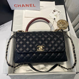  spacious purse view 4