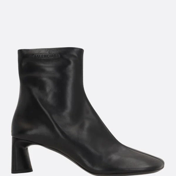 Balenciaga Shoes- BALENCIAGA Elegant Leather Flat Shoes for Women Comfortable Everyday Designer Shoes