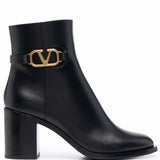 Close-up of 8.06E+12 women/shoes/sneakers hardware and fine stitching