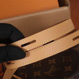  everyday bag interior and compartment view 9