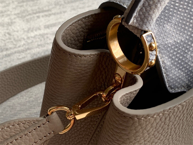  Graceful carryall bag front view 7
