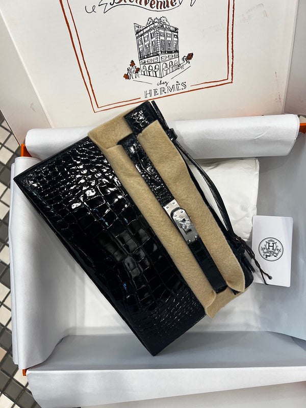 Sleek handbag styled for everyday wear