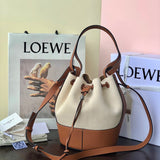 Ziva's Charm handbag – carry view (18cm*25cm*13.5cm)