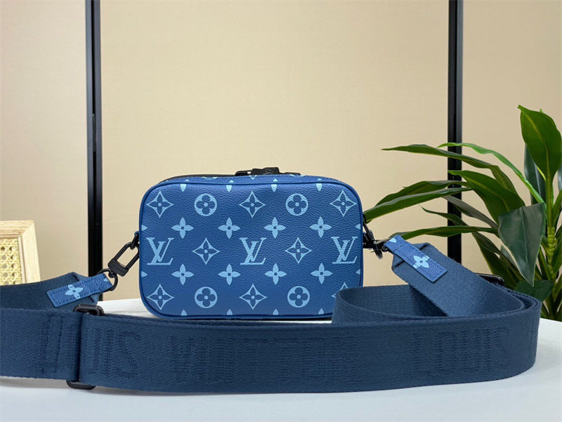  chic crossbody bag styled with outfit