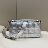 Ziva's Charm handbag – close-up view (Standard Size)