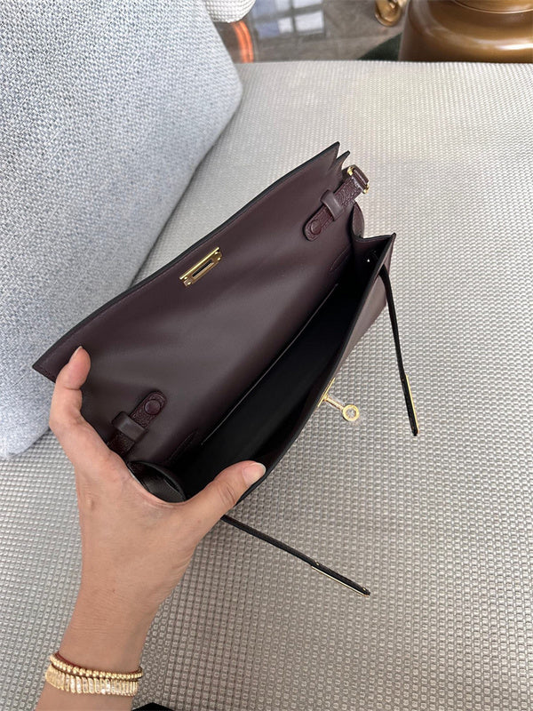  Everyday satchel front view 7