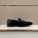 Gucci two-tone luxury sneakers view 9 breathable knit upper
