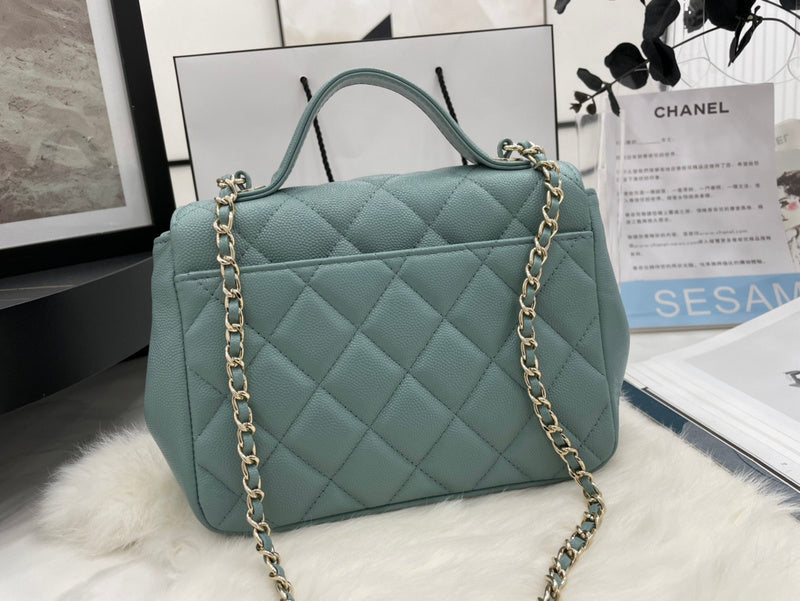  mid purse view 8
