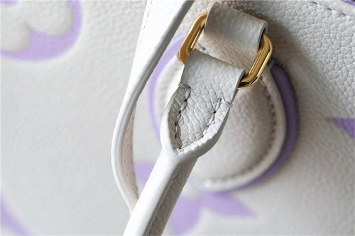  chic top-handle bag detail view showing craftsmanship 8