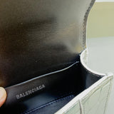 Sophisticated Vegan Leather Handbag - Premium Craftsmanship Detailing | Women's Designer-Inspired Purse #502 - texture close-up (image 9) of designer-inspired handbag