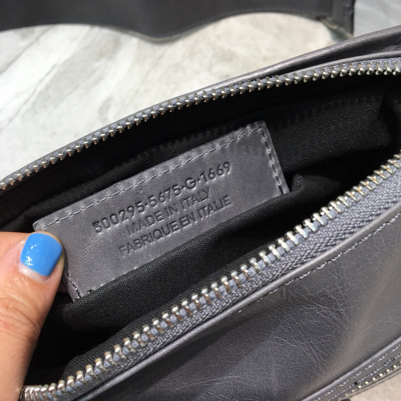 Sleek Vegan Leather Handbag - Versatile Everyday Design | Women's Everyday Carry Handbag #184 - texture close-up (image 9) of designer-inspired handbag