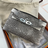  structured bag interior and compartment view