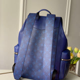 Close-up detail of elevated polished women's handbag – women's luxury handbag