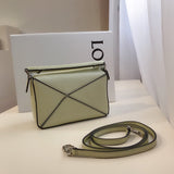 Ziva's Charm handbag – product shot (18cm*7cm*13cm)