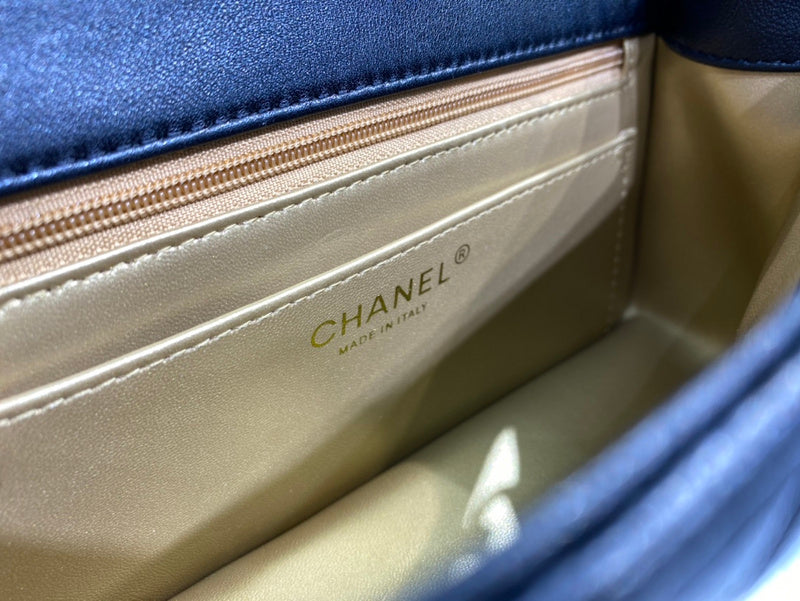  versatile purse view 6