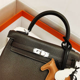  crossbody bag interior and compartment view 9