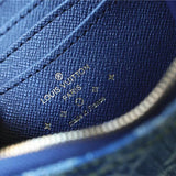  signature handbag detail view showing craftsmanship 8