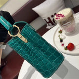  sleek carryall bag styled with outfit 18