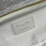 Front view of chic classic women's handbag – women's designer-style accessory