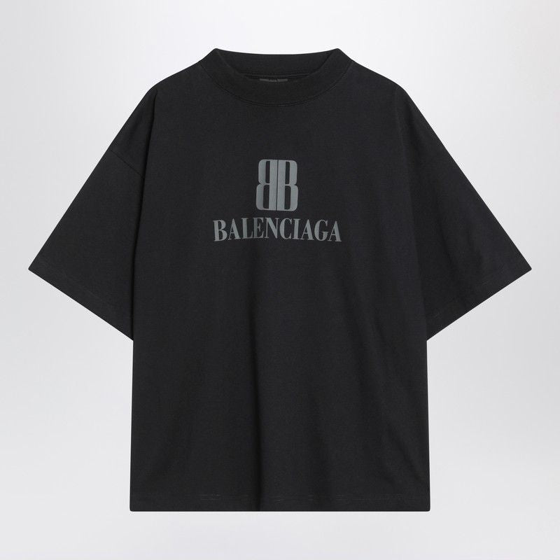 Balenciaga T-Shirts? BALENCIAGA Classic Cotton T-Shirt for Women - Fall Winter 2025 Premium Designer Cotton T-Shirt