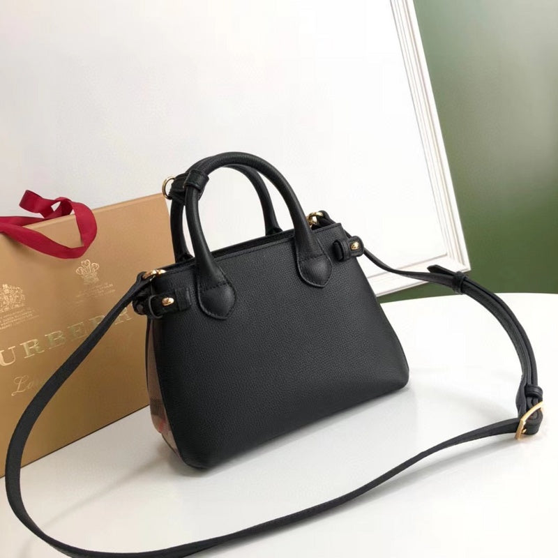 Ziva's Charm handbag – detail view (one versatile size)