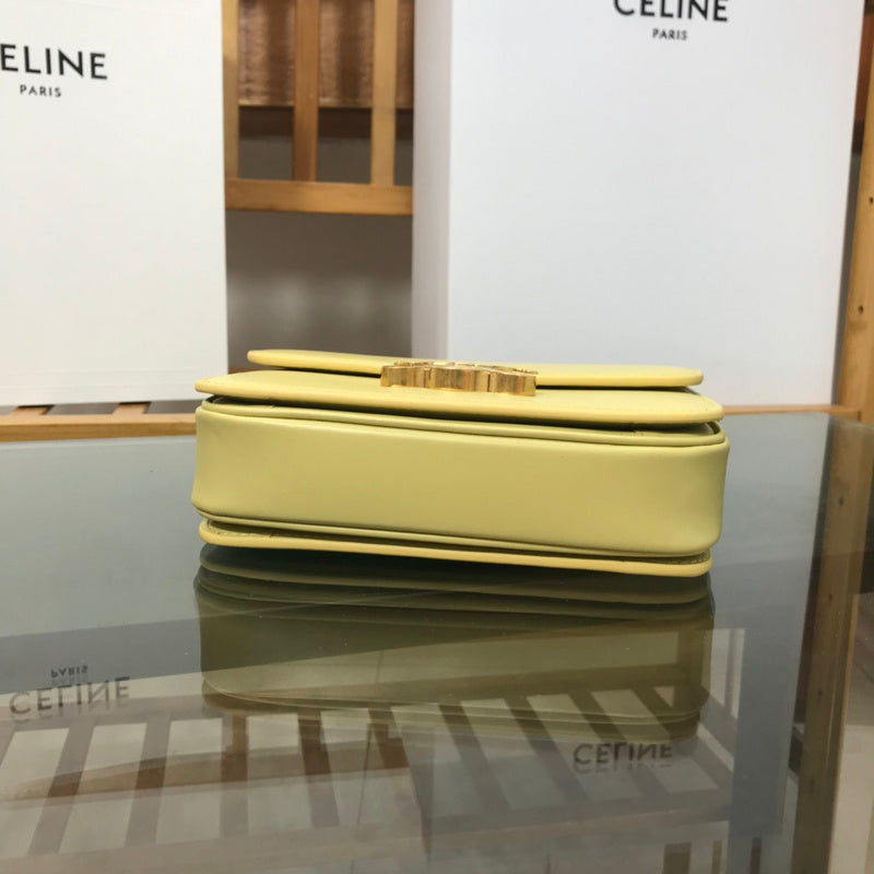 Front view of structured chic women's handbag – women's everyday handbag