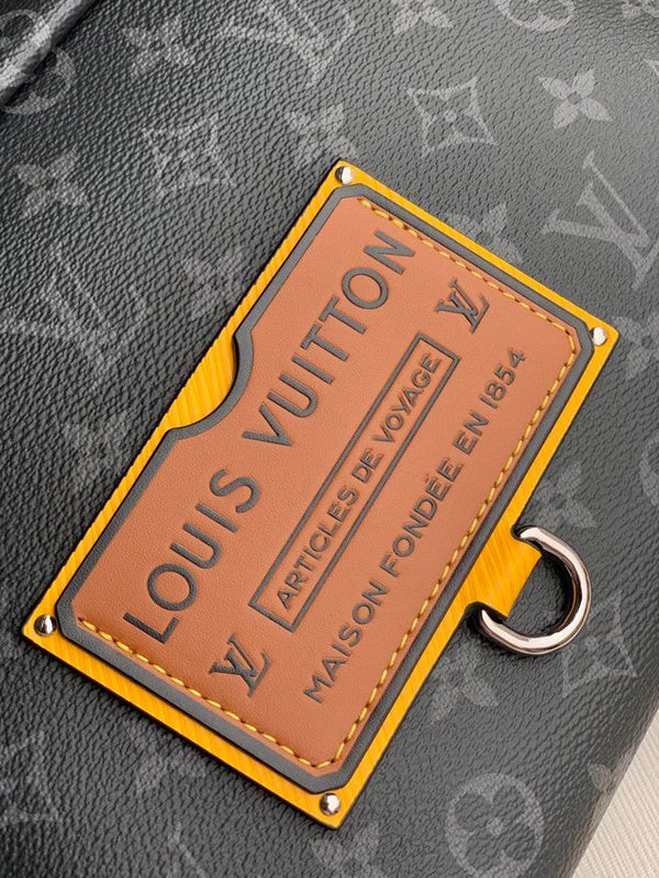 Top view of everyday-luxe polished women's handbag – women's designer-style accessory