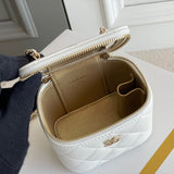 Zivas Charm Versatile Design Designer Handbag (Versatile Style Statement) – Lifestyle Shot