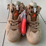 Nike Men's & Women's Premium Casual Sneakers — Style 196 front view