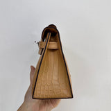  elegant carryall bag detail view showing craftsmanship