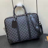  crossbody bag interior and compartment view