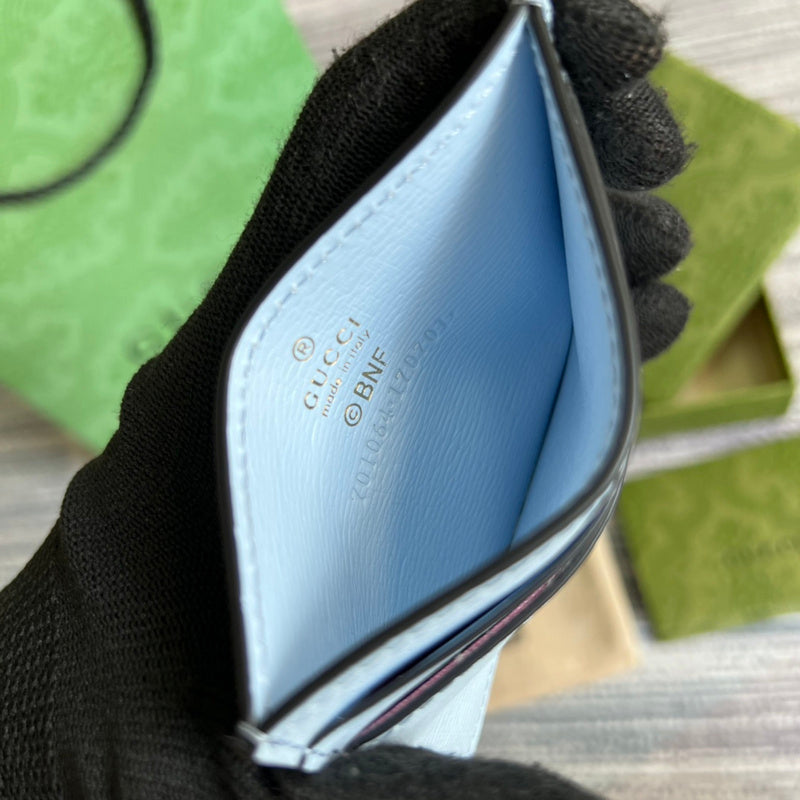 Close-up detail of chic signature women's handbag – women's everyday handbag
