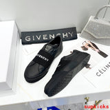 Givenchy shoes Style 040 - sole and craftsmanship detail
