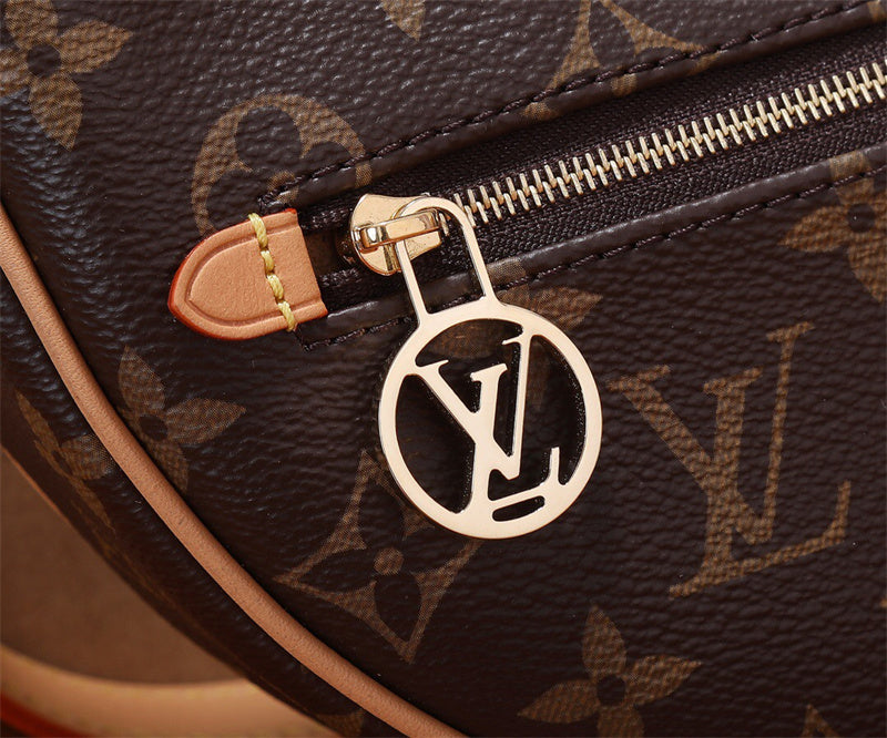  tote bag interior and compartment view