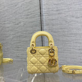 Front view of everyday-luxe classic women's handbag – women's premium purse