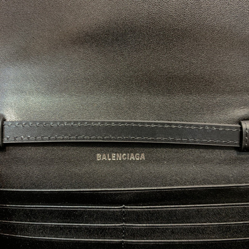 Contemporary Vegan Leather Handbag - Premium Craftsmanship Detailing | Women's Statement Accessory #712 - alternate angle view (image 8) of designer-inspired handbag