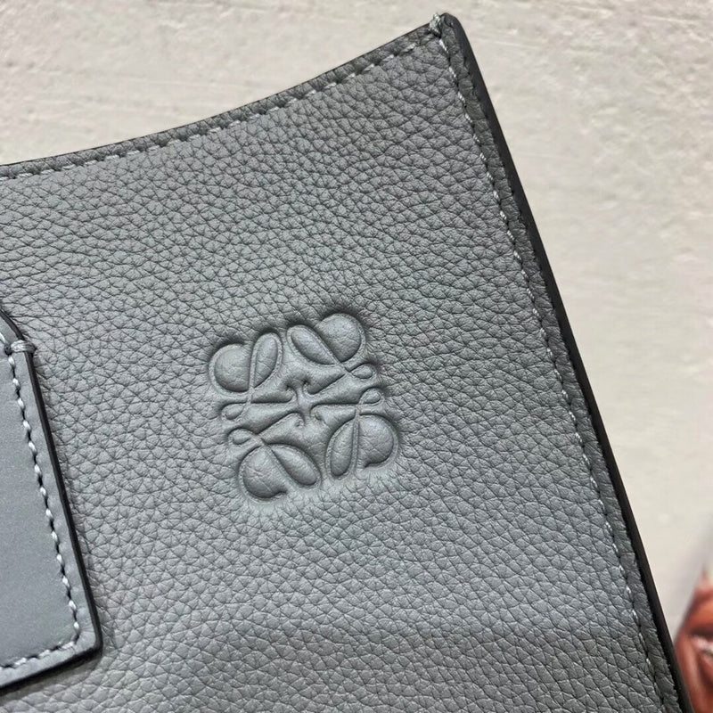 Ziva's Charm handbag – product shot (33cm*37cm*17cm)